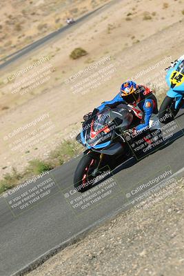 media/Oct-16-2022-TrackXperience (Sun) [[236a00b5b6]]/Group 3/session 2 turn 11/
